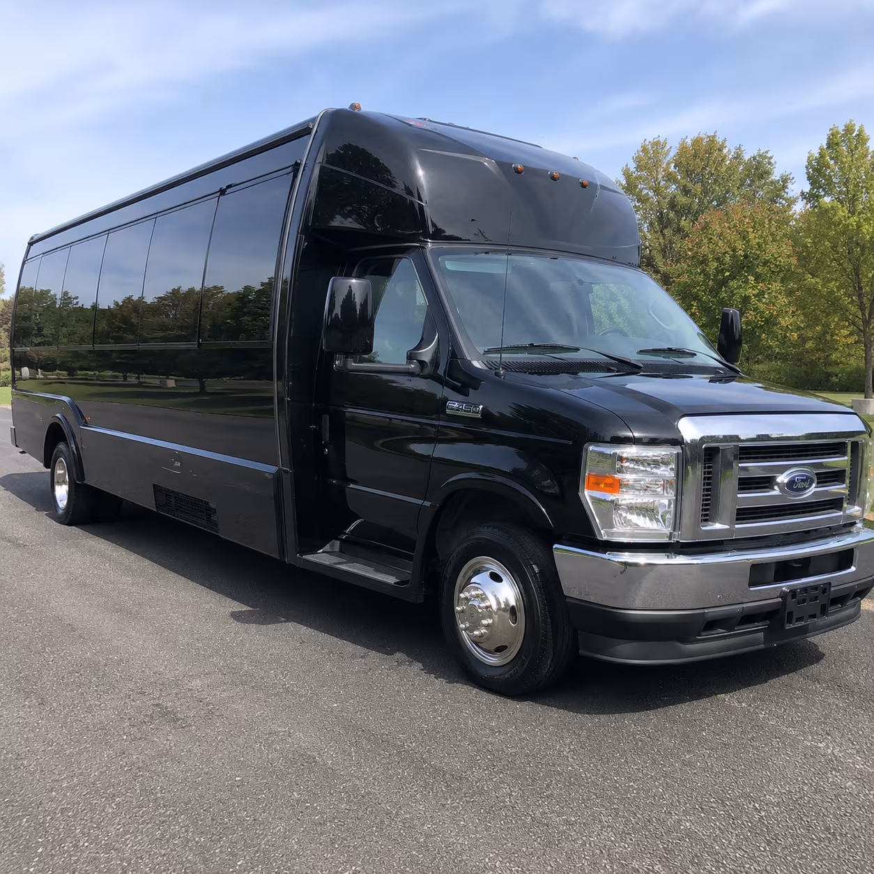 Lynn Homecoming & Prom Party Bus Rentals